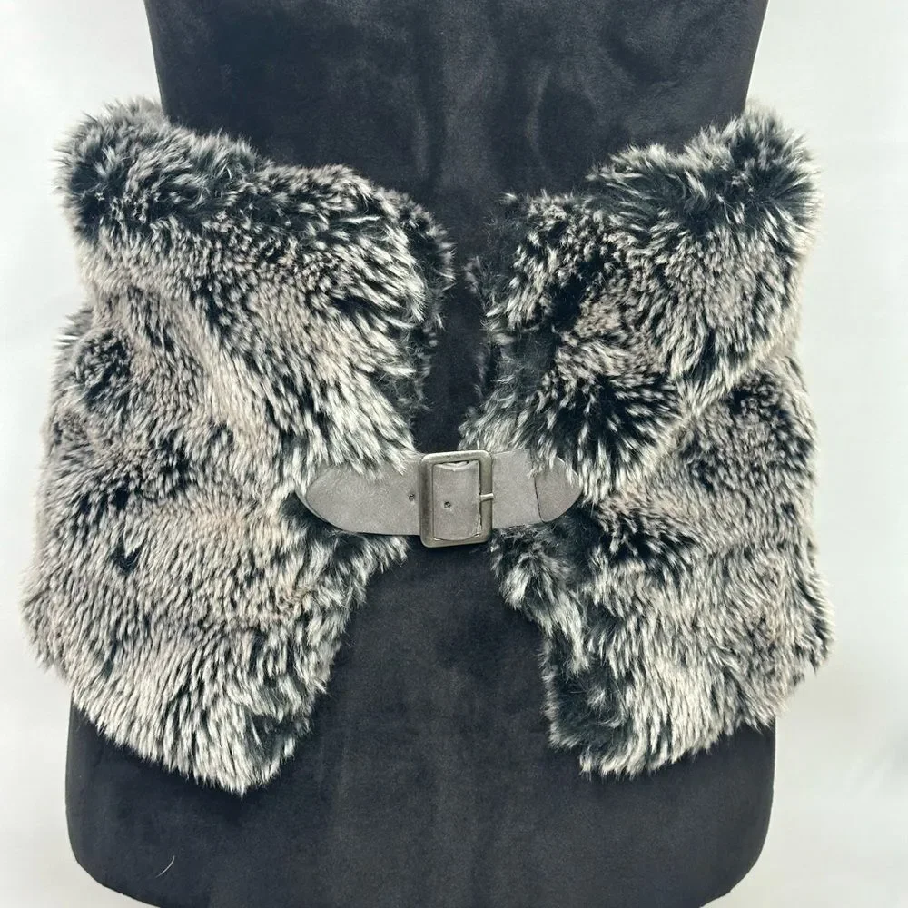 Black and Gray Wide Faux Fur Belt